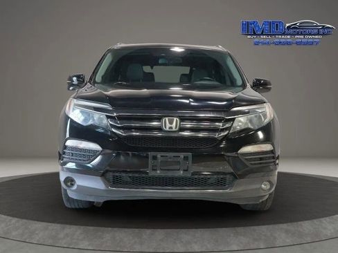 Used 2017 Honda Pilot Touring image 2