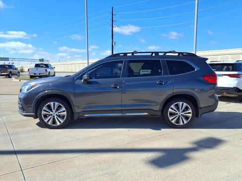 Used 2022 Subaru Ascent Limited w/ Technology Package image 3