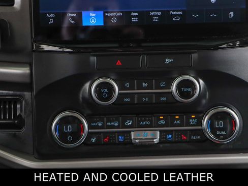 Used 2022 Ford Expedition XLT image 21