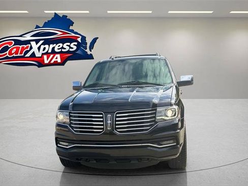Used 2016 Lincoln Navigator Select AWD/4WD image 29