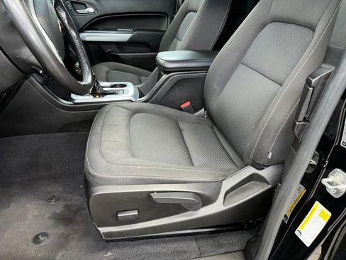 Used 2019 Chevrolet Colorado LT w/ LT Convenience Package image 5