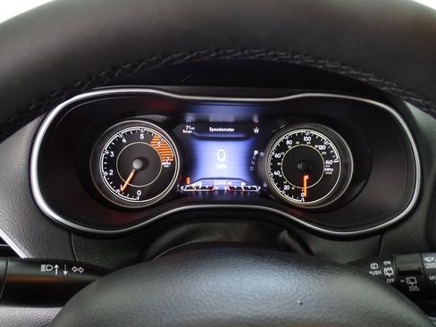 Certified 2023 Jeep Cherokee Trailhawk w/ Premium Leather Package image 18