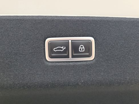 New 2025 Hyundai Ioniq 6 SE image 15