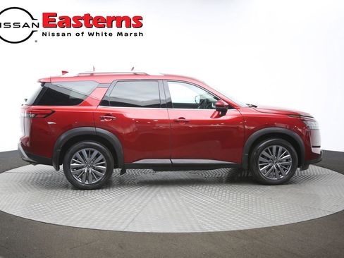 Used 2024 Nissan Pathfinder SL w/ SL Premium Package image 47