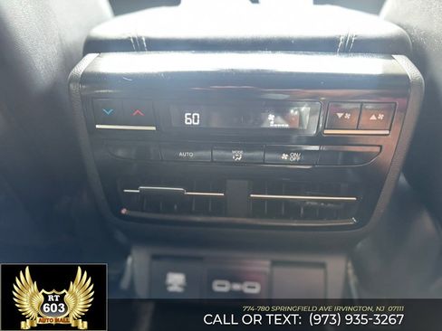 Used 2022 Acura MDX w/ Technology Package AWD/4WD image 16