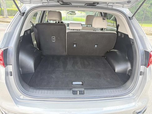 Used 2022 Kia Sportage LX FWD image 18