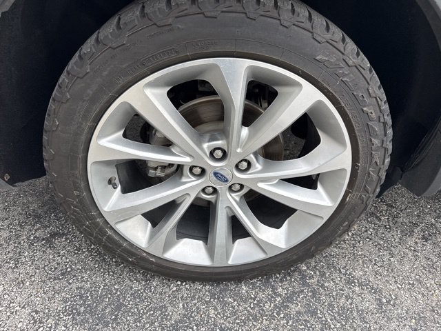 Used 2021 Ford Explorer Platinum w/ Equipment Group 601A AWD/4WD image 26