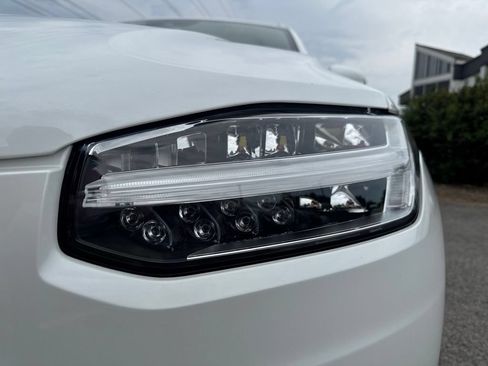 Used 2022 Volvo XC90 T6 Inscription w/ Advanced Package AWD/4WD image 7