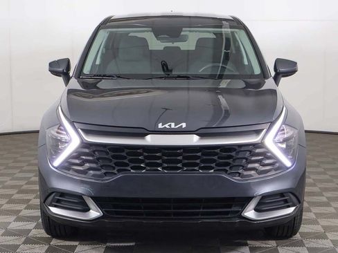 Used 2023 Kia Sportage LX FWD image 9