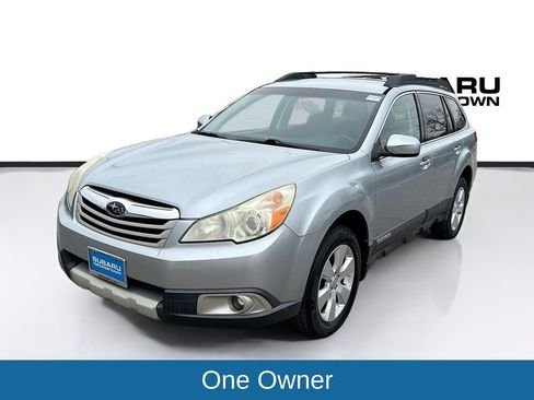 Used 2012 Subaru Outback 2.5i Premium image 3