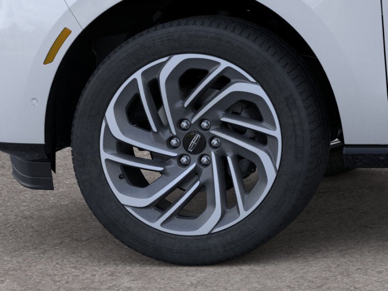 New 2026 Lincoln Navigator L Reserve AWD/4WD image 19