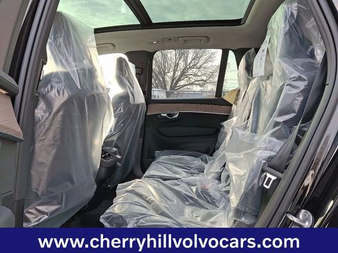 New 2026 Volvo XC90 B6 Plus w/ Protection Package Premier image 7