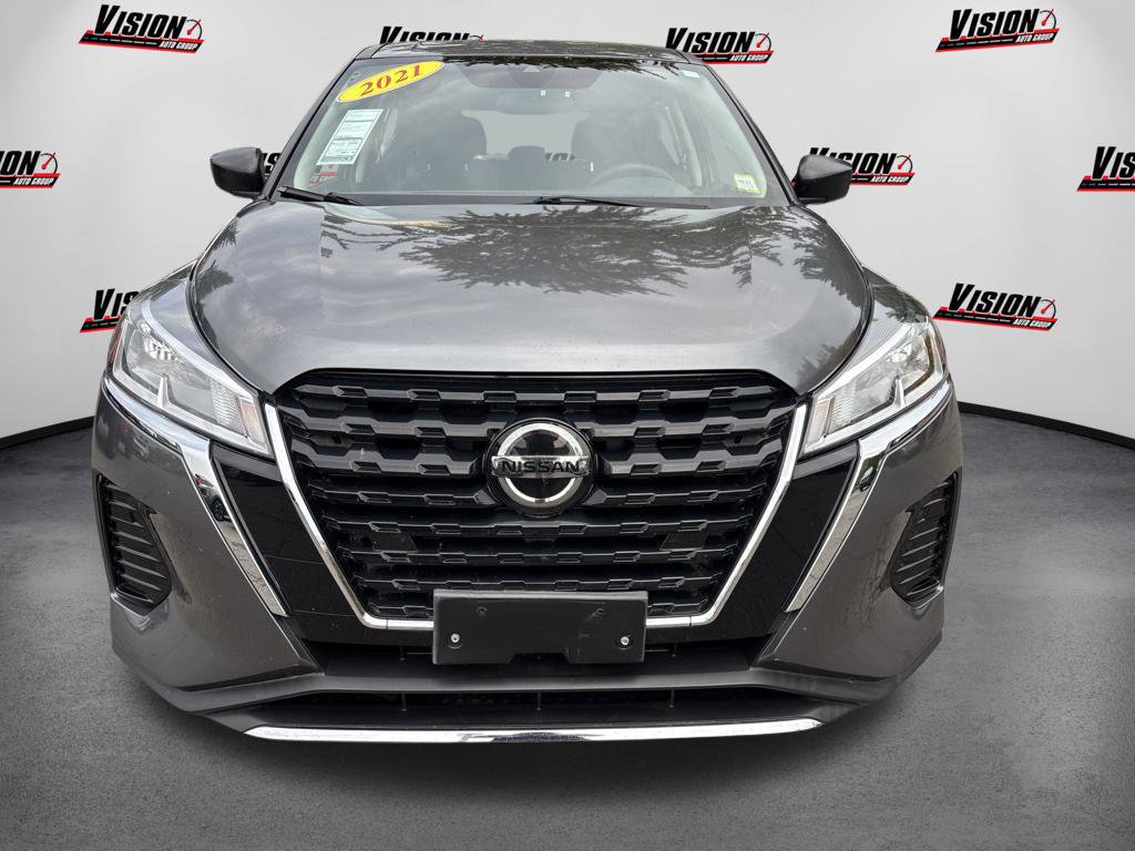 Used 2021 Nissan Kicks S FWD image 2