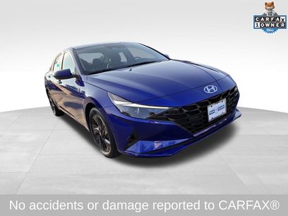 Used 2023 Hyundai Elantra SEL