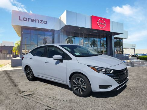 New 2025 Nissan Versa SV w/ Trunk Package image 3