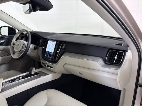 Used 2023 Volvo XC60 B5 Plus w/ Protection Package Premier AWD/4WD image 13
