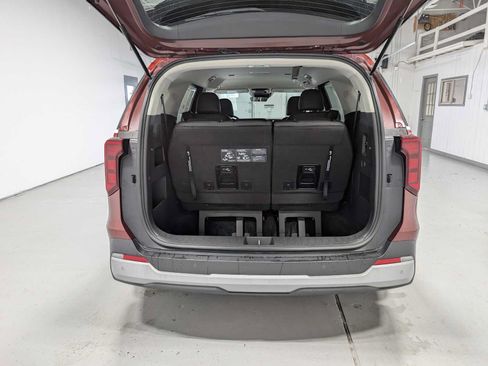 Used 2025 Kia Carnival FWD image 42