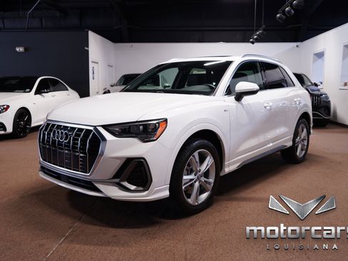 Used 2020 Audi Q3 2.0T Premium image 3