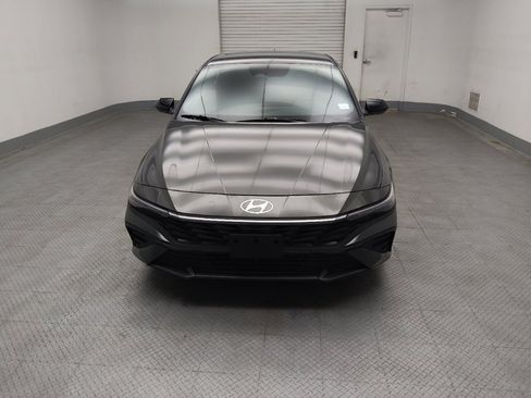 Used 2025 Hyundai Elantra Sport w/ Cargo Package FWD image 15