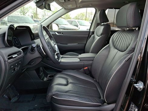 Used 2023 Hyundai Palisade Limited image 14