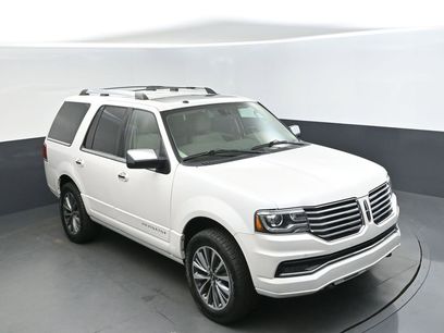 Used 2017 Lincoln Navigator Select