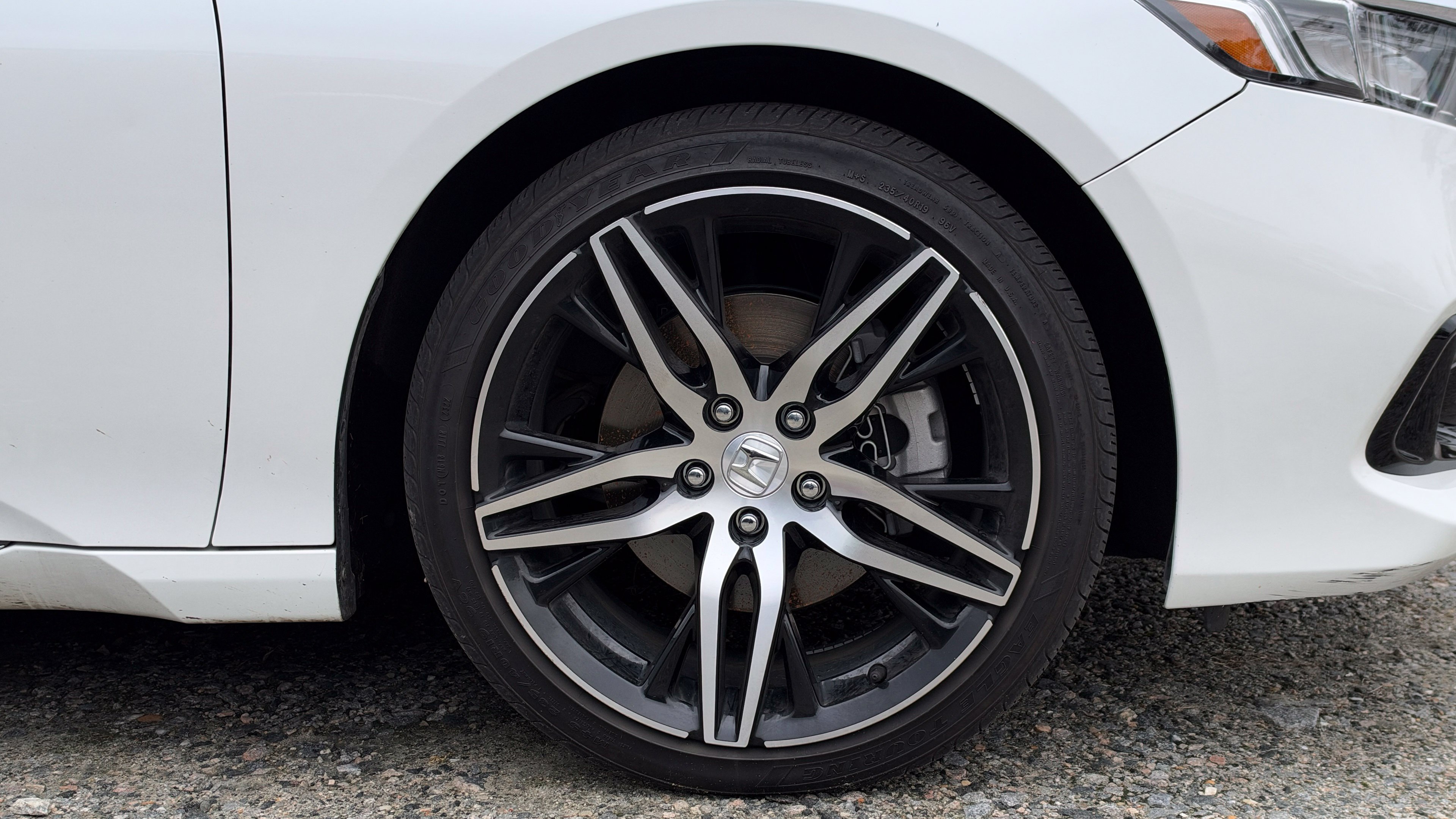 Used 2022 Honda Accord Touring image 9