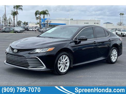 Used 2022 Toyota Camry LE w/ Carpet Mat Package (TMS) image 1
