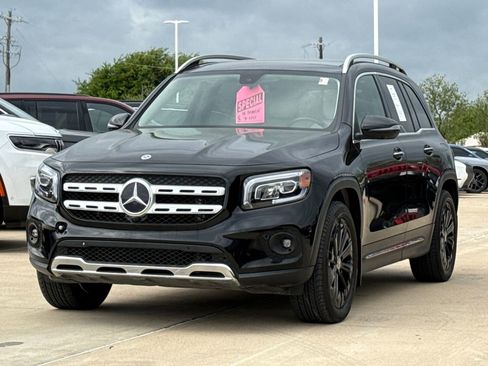 Used 2022 Mercedes-Benz GLB 250 image 3