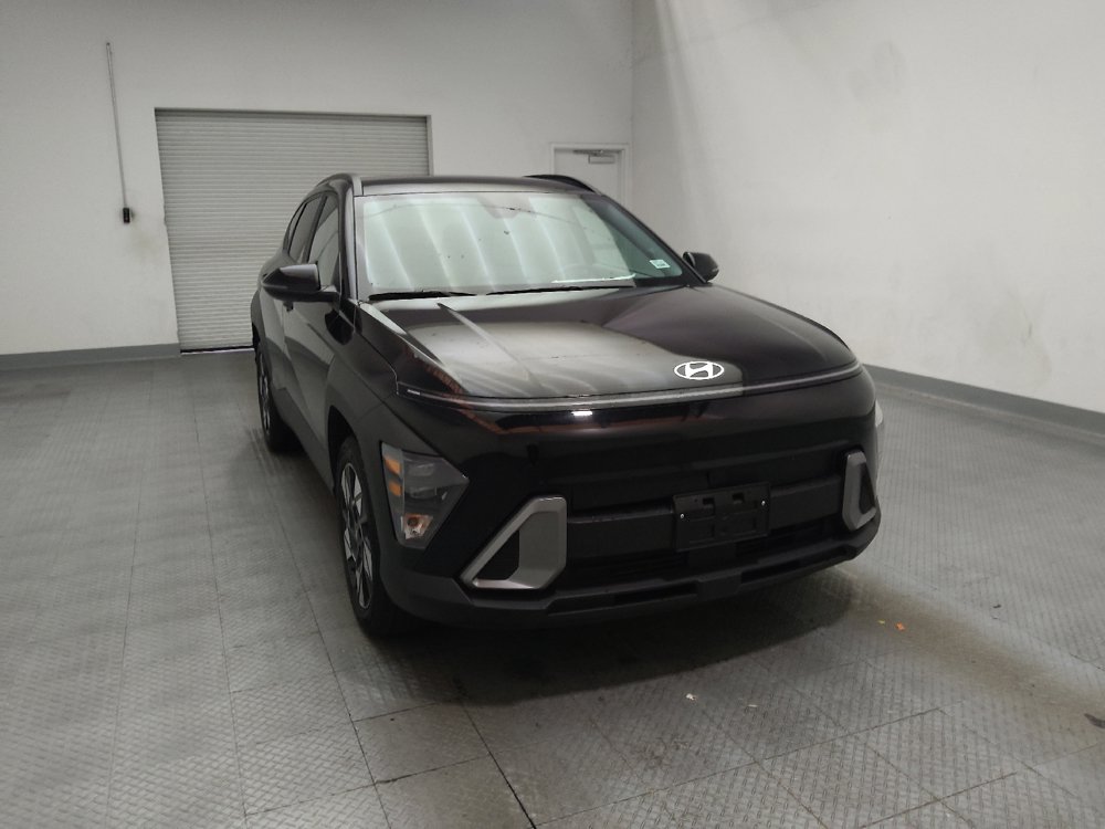 Used 2025 Hyundai Kona SEL FWD image 14