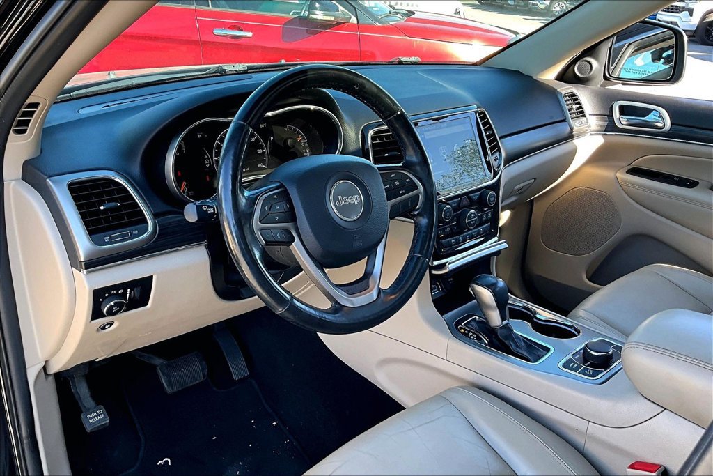 Used 2021 Jeep Grand Cherokee Limited AWD/4WD image 11