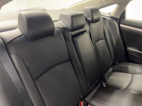 Used 2018 Honda Civic EX-L image 13