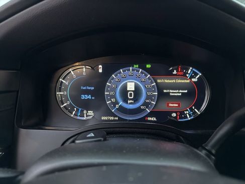 Used 2018 Cadillac Escalade ESV Premium Luxury w/ LPO, Radiant Package image 15