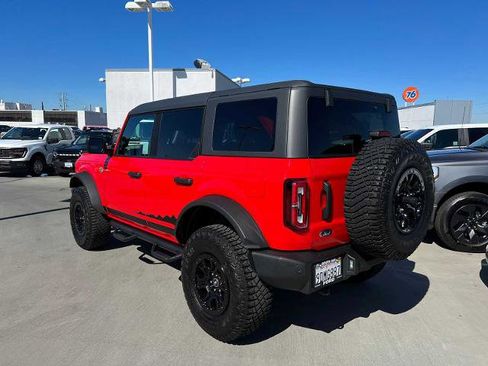 Certified 2022 Ford Bronco Wildtrak image 3