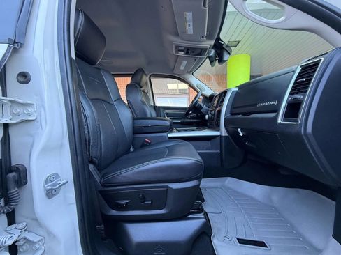 Used 2018 RAM 1500 Laramie w/ Convenience Group image 21