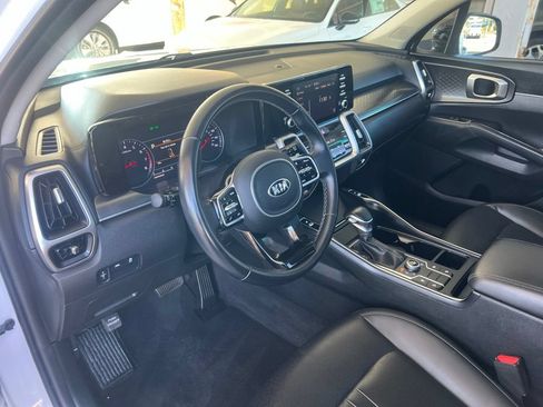 Used 2021 Kia Sorento S w/ Panoramic Sunroof Package AWD/4WD image 6