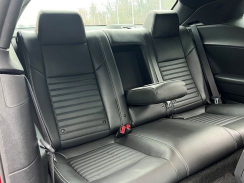 Used 2013 Dodge Challenger SXT Plus image 10