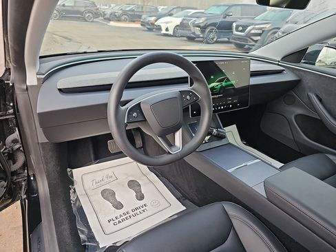 Used 2025 Tesla Model 3 Long Range image 21