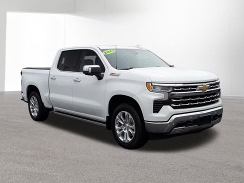 Used 2023 Chevrolet Silverado 1500 LTZ w/ LTZ Premium Package AWD/4WD image 3