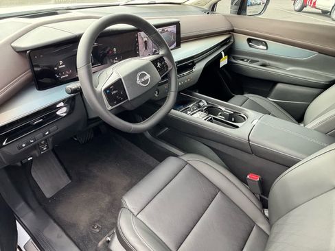 New 2026 Nissan Murano Platinum image 2