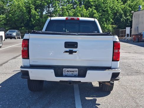 Used 2017 Chevrolet Silverado 1500 LT w/ All Star Edition AWD/4WD image 5