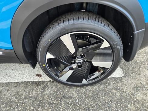 New 2026 Nissan Kicks SR w/ SR Premium Package image 11