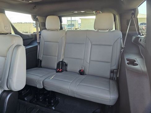 Used 2021 Chevrolet Tahoe Z71 image 18