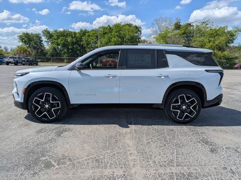 New 2026 Chevrolet Traverse High Country image 4