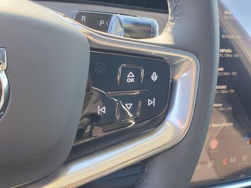 New 2025 Volvo EX90 Ultra image 20