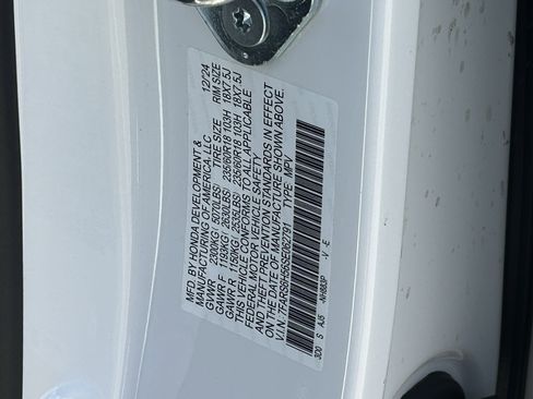 Used 2025 Honda CR-V Sport image 30