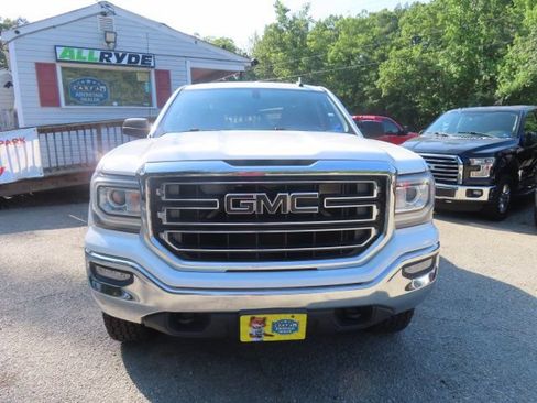 Used 2016 GMC Sierra 1500 SLE w/ SLE Value Package AWD/4WD image 3