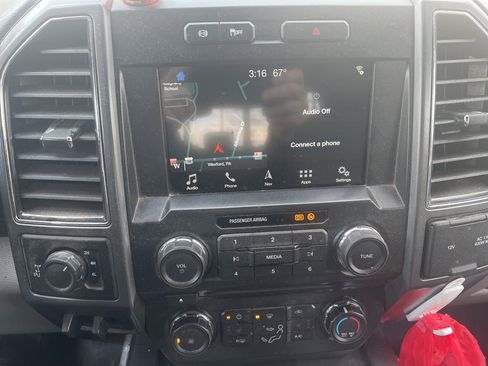 Used 2018 Ford F250 XLT w/ XLT Premium Package image 4