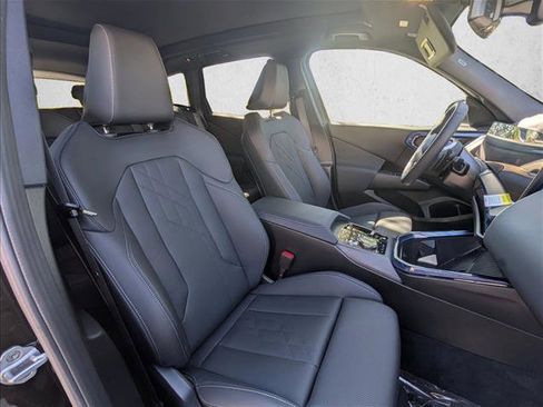 Used 2025 BMW X3 xDrive30i w/ Premium Package image 23