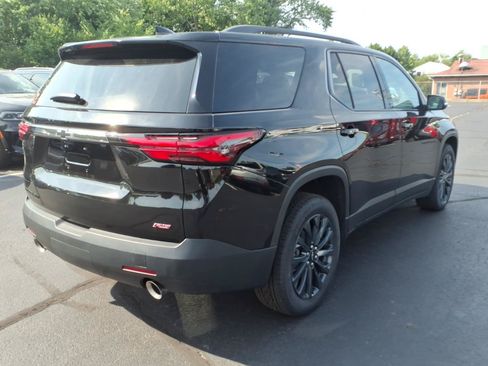 Used 2023 Chevrolet Traverse RS AWD/4WD image 7
