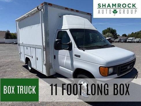 Used 2005 Ford E-350 and Econoline 350 Super Duty RWD image 1
